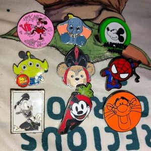 Disney character pins used